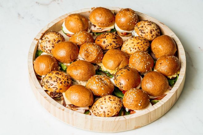 Rolls Tray