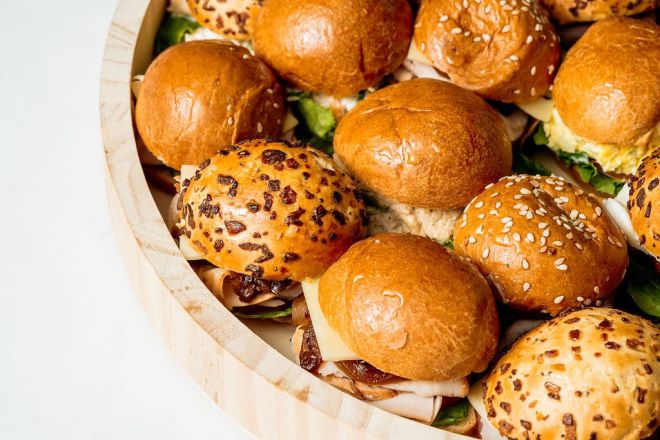 Rolls Tray