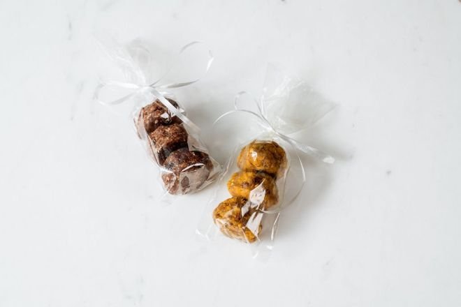 Dark Chocolate Or Blueberry Chia Power Balls