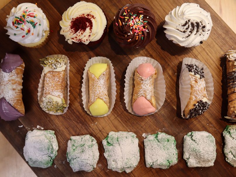 Mini Cannoli Platter