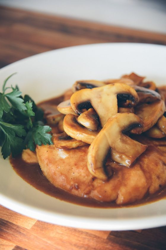 Chicken Marsala Holiday Dinner Package Serves 68