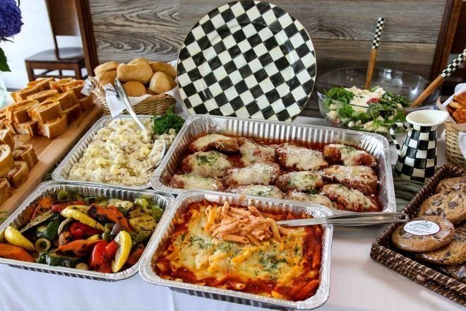 One Entree Dinner Package with Three Sides