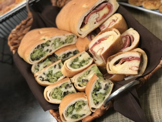 Broccoli & Cheese Calzone | Large