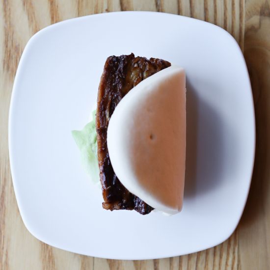 Kakuni Bao