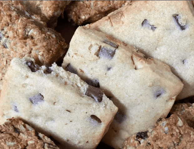 Shortbread and flapjack box