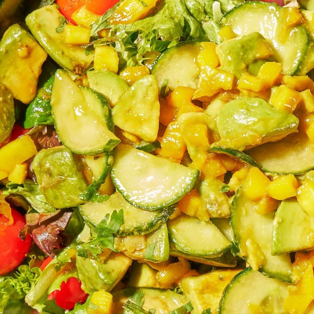 Don Poke - Mango Crunch Salad Platter