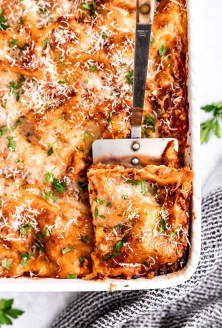 Lasagna Bolognese (1/4 Tin)