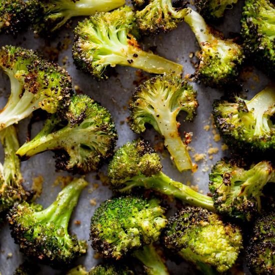 Broccoli with roasted garlic (quart)