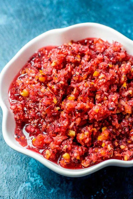 Cranberry walnut relish (pint)