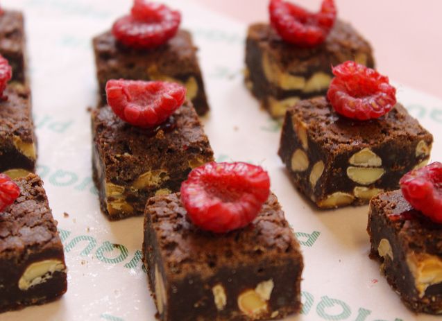 Canape double chocolate brownies
