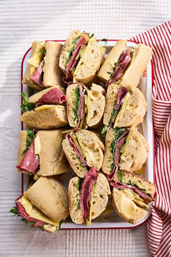 Pastrami baguette with mustard mayo, pickles, emmental & rocket 