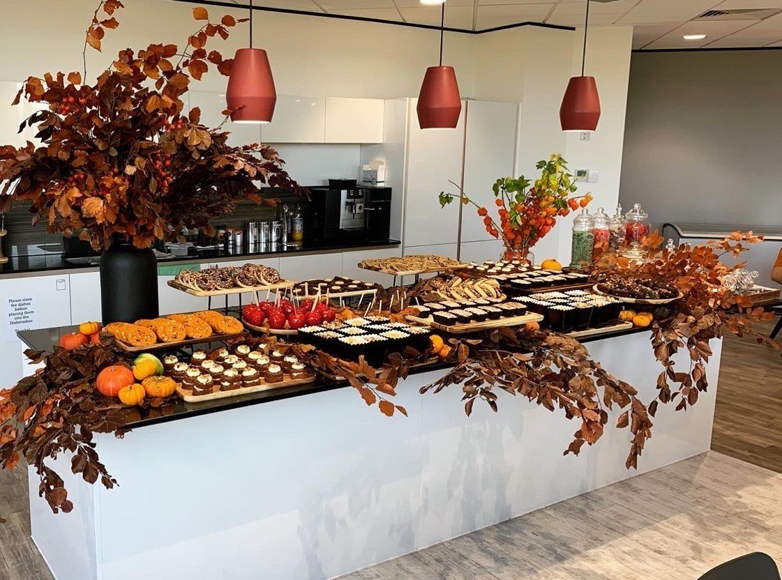 Bespoke Pop Up - Choose Your Halloween Treats - Feeds 75