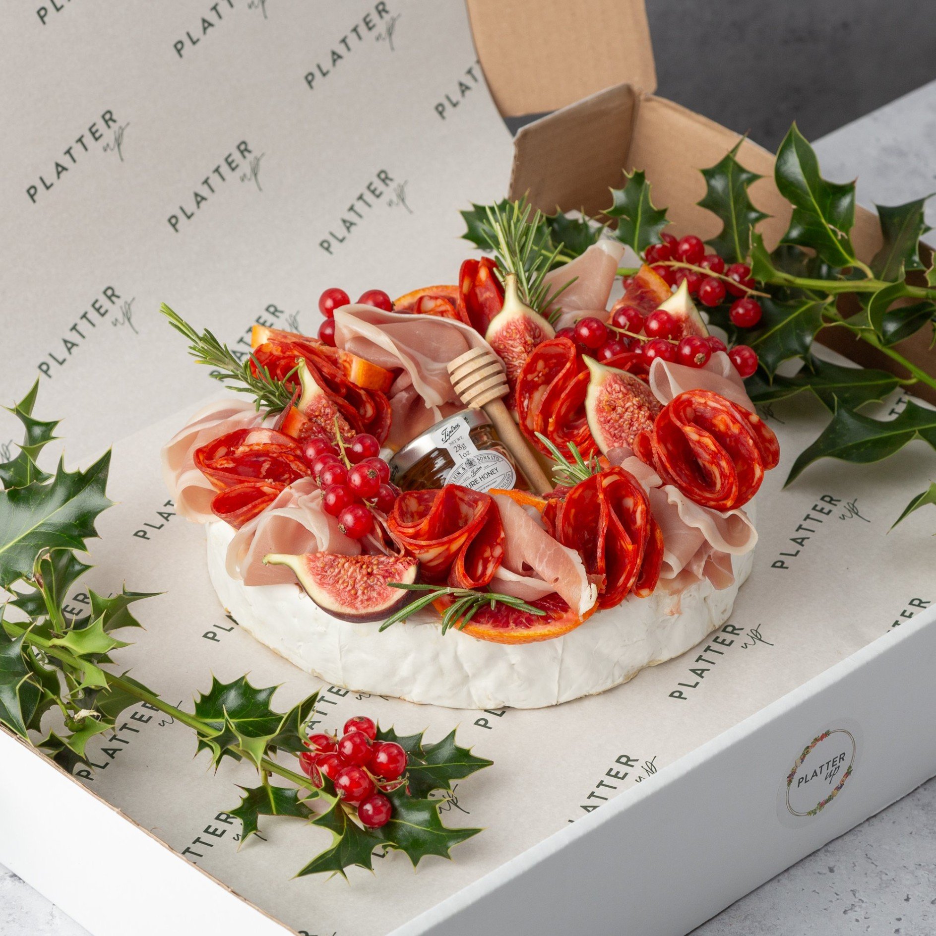 Christmas Brie Wreath - Feeds 12