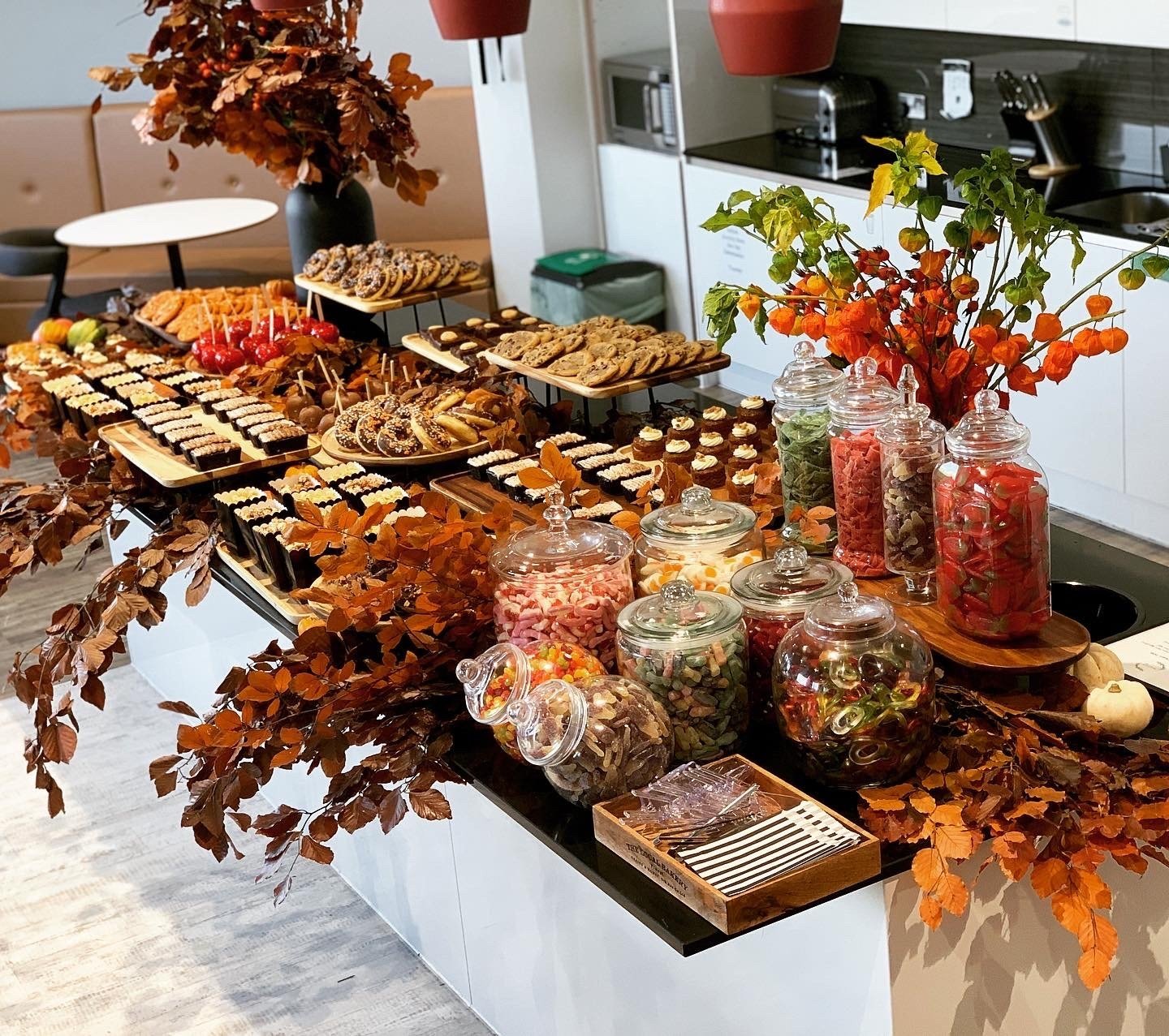 Cold Halloween Pop-Up Lunch Table for 45 + People - £19 per person