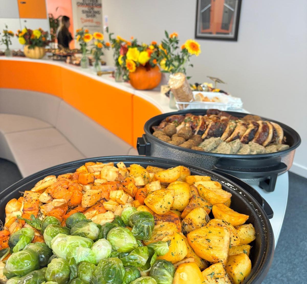 Hot Lunch Table for 90 + - £25 per person