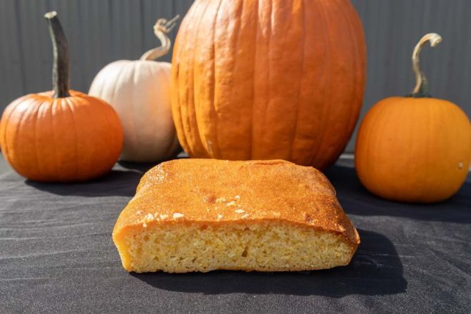 Cornbread Loaf (Serves 8)