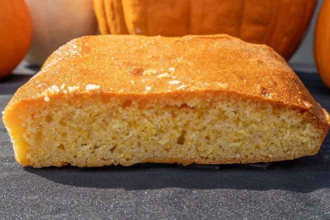 Cornbread Loaf (Serves 8)