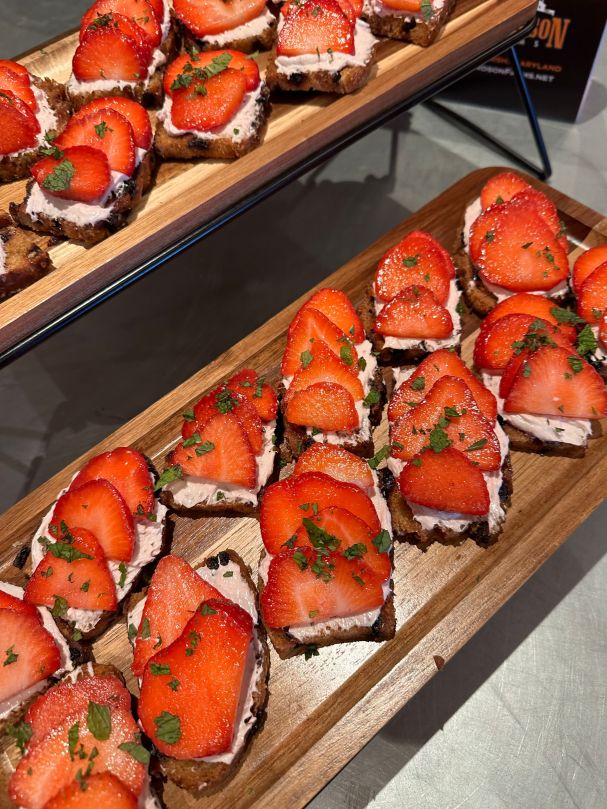 Seasonal Crostini Tray for 15