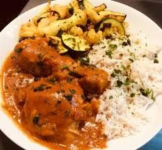 Curry chicken with basmati rice and zucchini