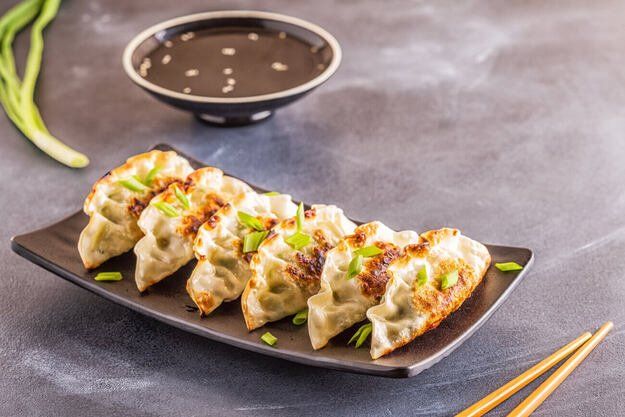 Chicken gyoza with soy sauce 24pc