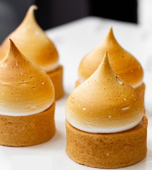 12 x Lemon Curd Tarts