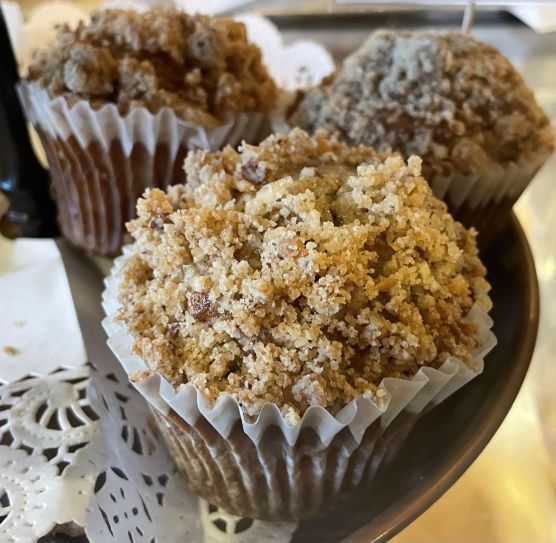 Platter of 6 Muffins