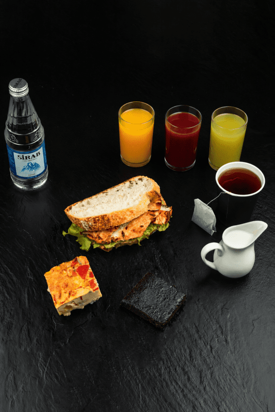 Brunch Break Bronze