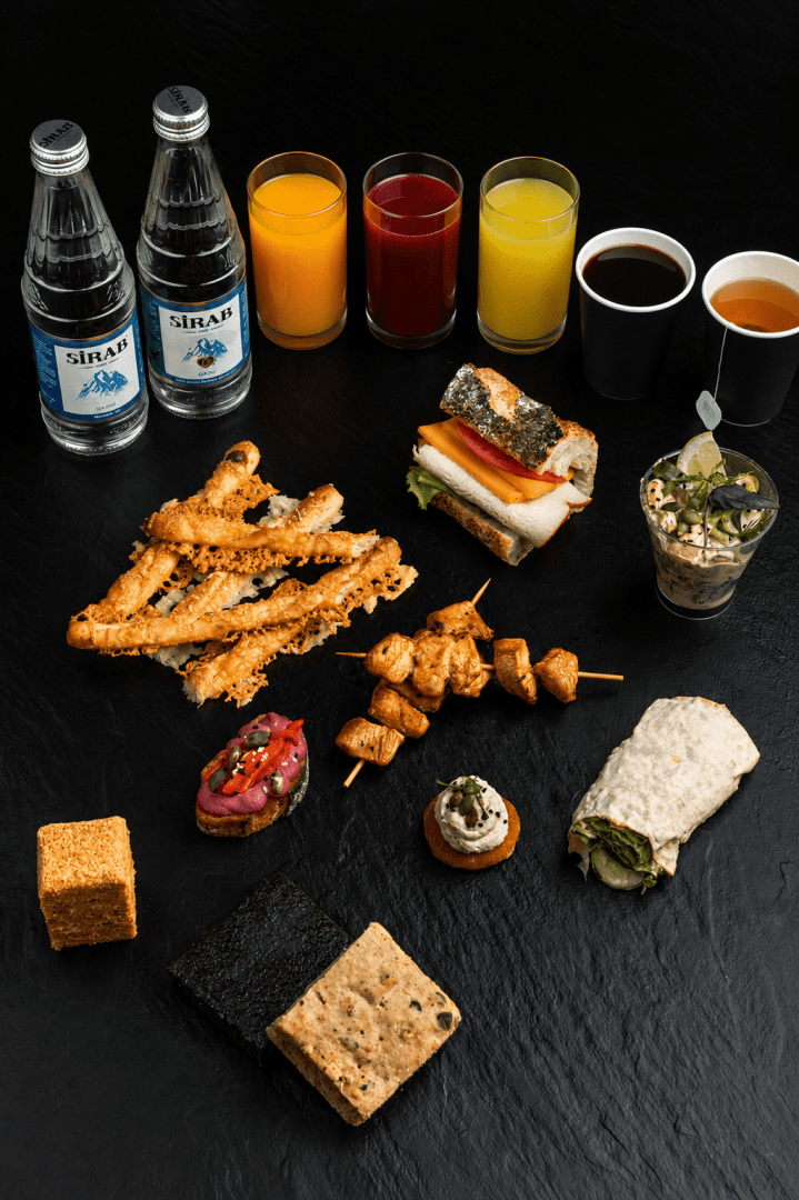 Canape Gold
